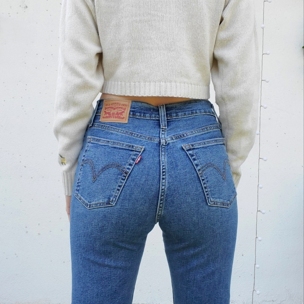 Levi's Wedgie Straight Jeans